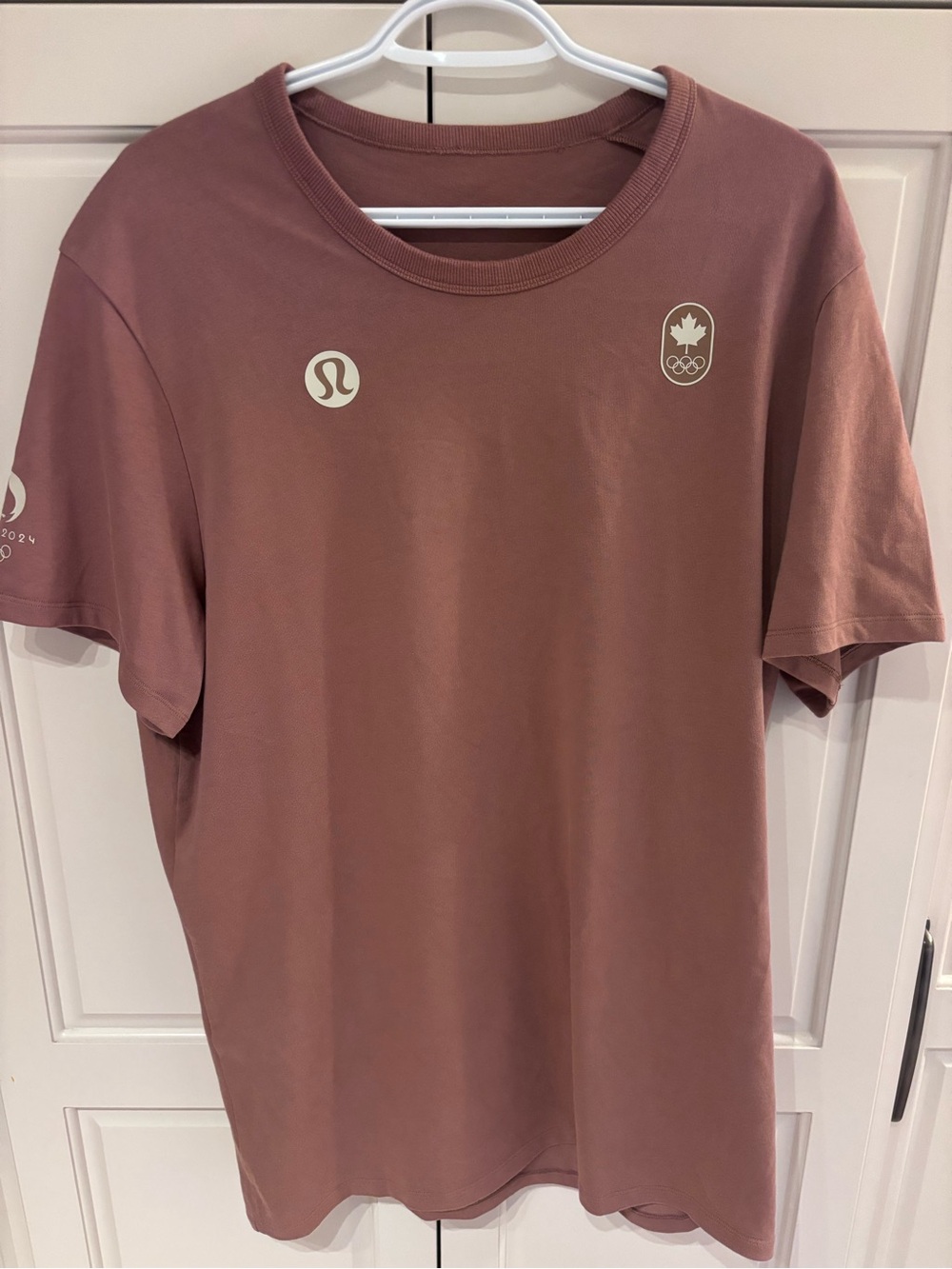 Lululemon Team Canada Paris 2024 Olympics T-Shirt Maple Leaf Olympic Tee xl